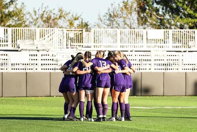 西北大学女足新赛季预览：6人离队6新人补位，门神纳尔逊入选美国U19